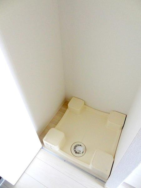 アドバンス大阪ドーム前アヴェニールの洗面所|★室内洗濯機置場★