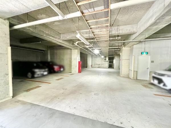 【駐車場】 | ヴィオス西神V番館