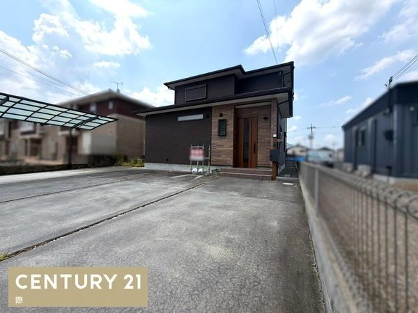 かつらぎ町妙寺　中古戸建の前面道路含む現地写真