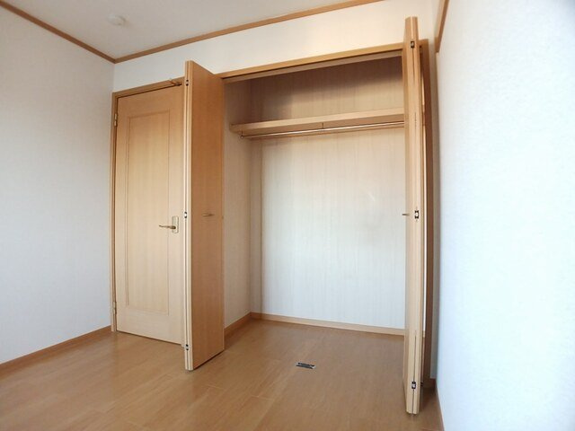 プチ．パステーク　Βの収納