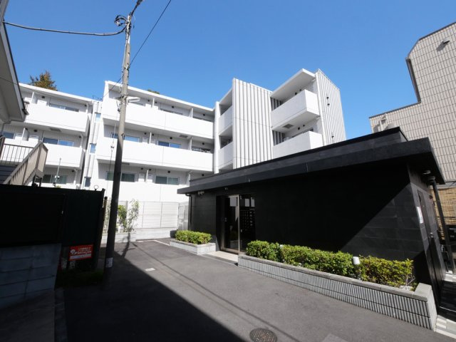PREMIUM CUBE 中野の外観