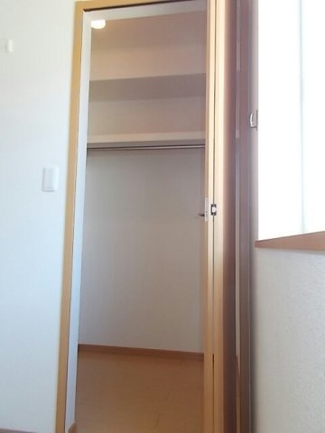 サンガーデンＤの収納