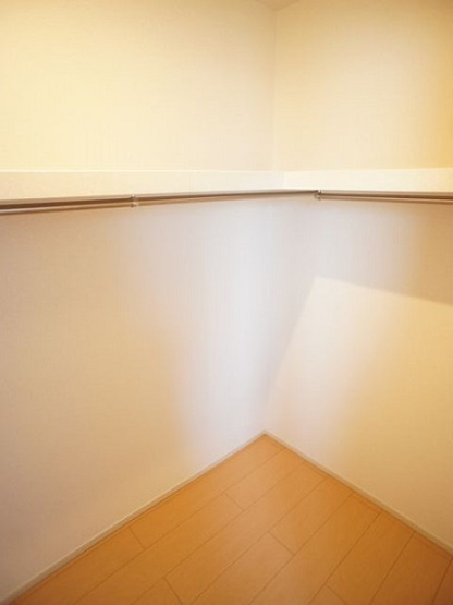 【収納】 | グリーンガーデンＶ | ウォークインクロゼット付きでお部屋はスッキリ♪