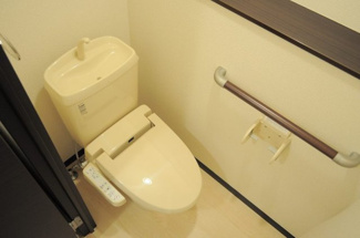 【その他】 | レオネクストあじさい下井沢 | 温水洗浄便座付きトイレ