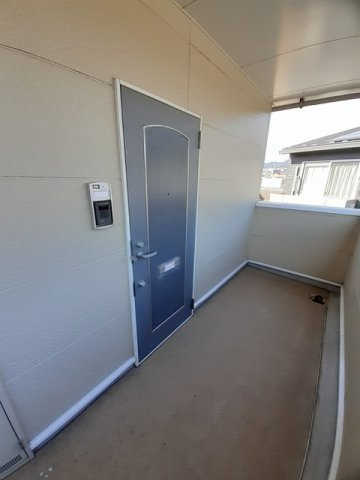 メゾン・ド・プラティークＡの玄関