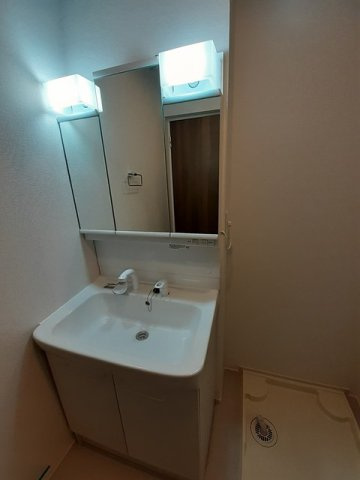 リヴァーサ御堀Ⅱの洗面所