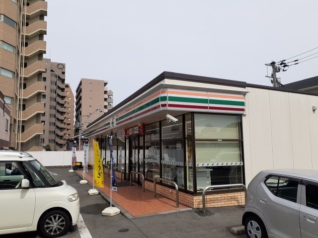 サウススクエアの周辺|セブンイレブン南千反畑町まで140m