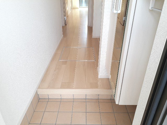 アルドーレ（Ａｒｄｏｒｅ）の玄関