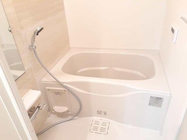 クラール岩塚の浴室