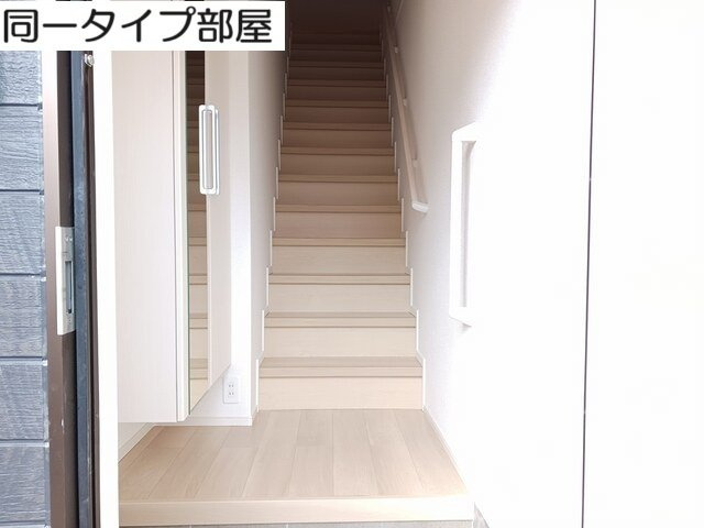 ハッピーフィールド　なのはな館の玄関|ゆったりとした玄関です