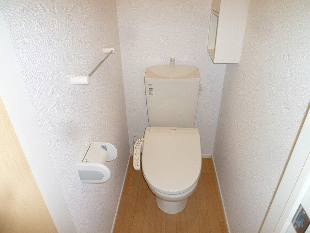 Ｒｅｖｉｖｅ８９　Ｅａｓｔのトイレ|トイレもきれいです