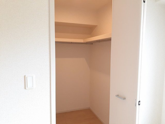 アダージョの収納|ちょっとした収納スペースも充実しています