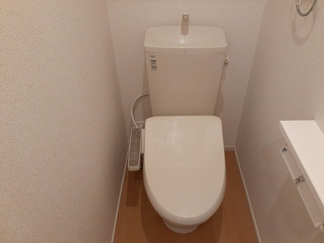 アダージョのトイレ|落ち着いたトイレです