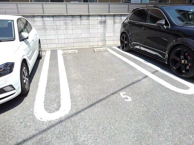 ソルフェージュの駐車場