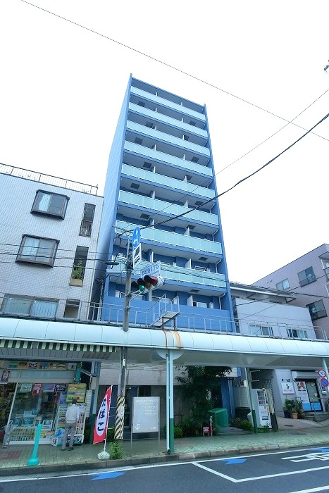 マキシヴ鶴見の外観