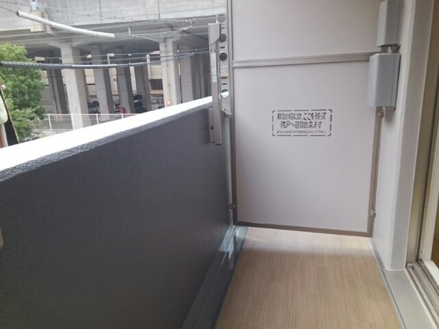 フローレンス天下茶屋のバルコニー