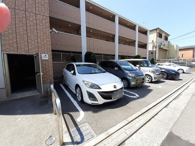 サニーキャンプ東雲Ⅱの駐車場