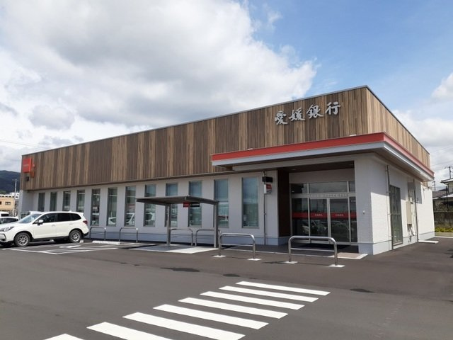 イリーデⅡの周辺|愛媛銀行見奈良・川内支店様まで210m