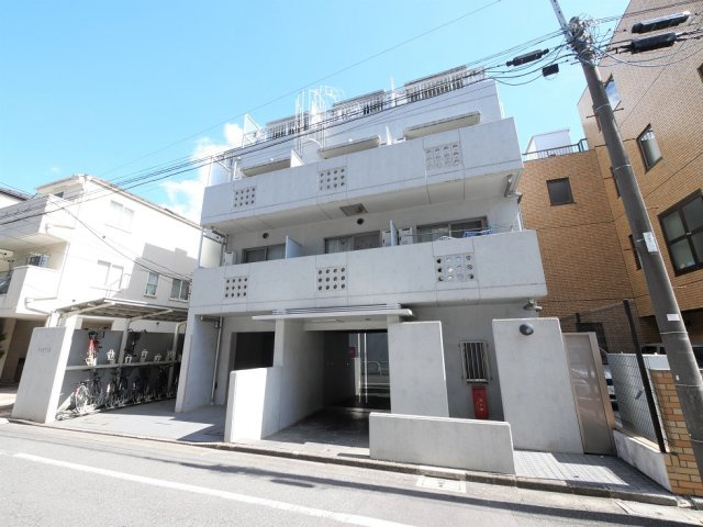 ＦＯＲＴＩＳの外観