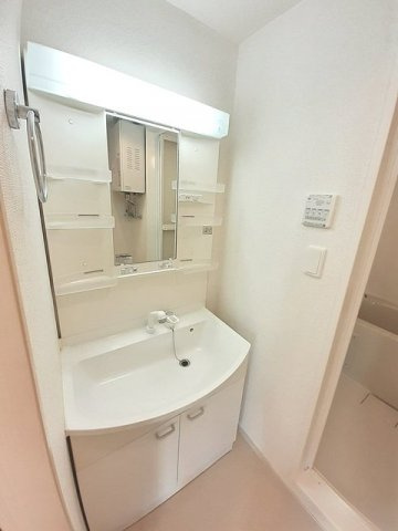 パンルージュⅠの洗面所