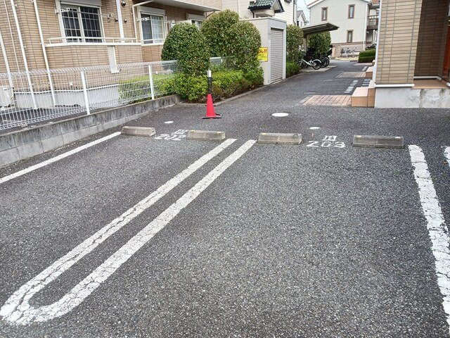 フィオーレⅡの駐車場