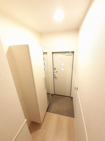 ピッツィカートⅠの玄関