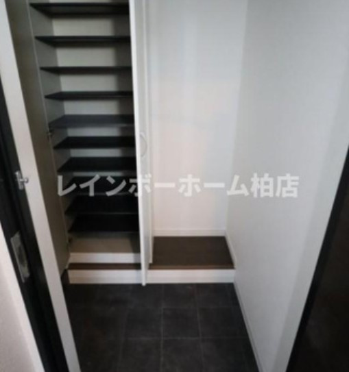 特典：仲介手数料が50％OFFです‼の収納|別部屋。参考写真。