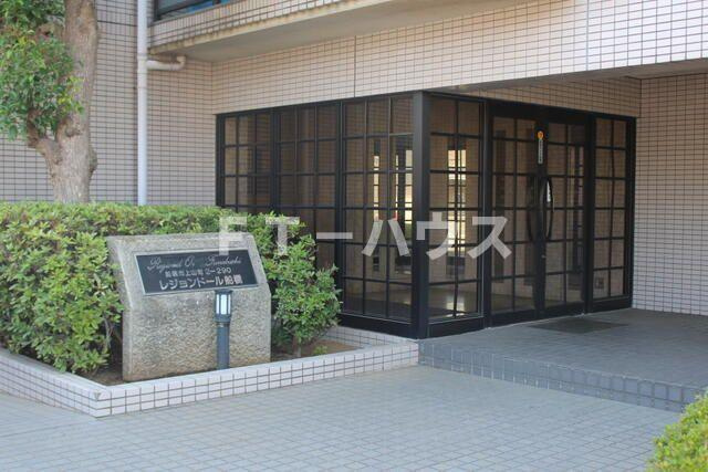 レジョンドール船橋のエントランス