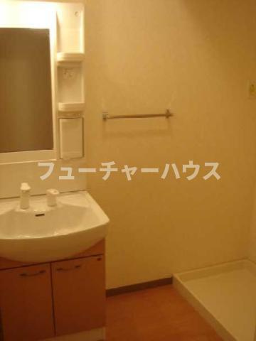 エンスィートプリュー（Ensuite Plus）の洗面所|洗面