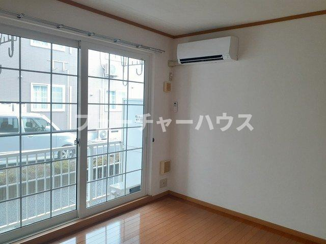 メゾンルミエールの居間・リビング|おしゃれな居間です