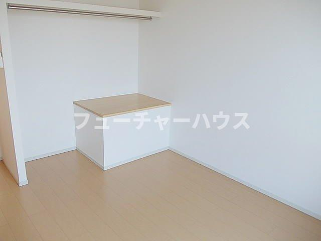 レジデンスヒルＮ　Ⅶの収納|ちょっとした収納スペースも充実しています