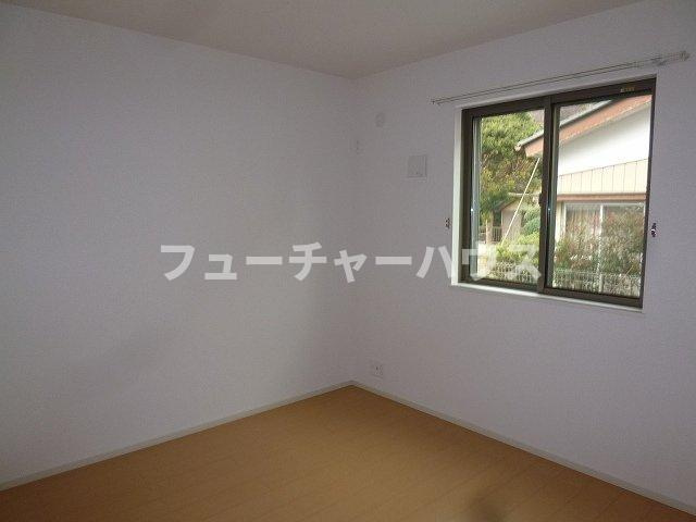 グランディール　アイの内装|明るい色調の室内です