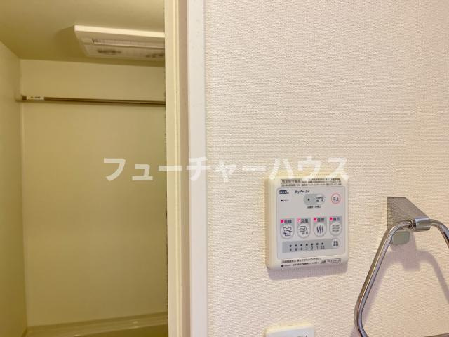 フローラ（ＦＬＯＲＡ）の設備|浴室乾燥機