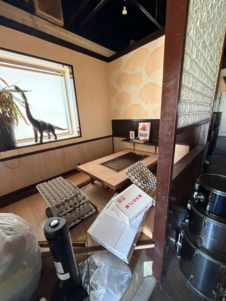 北見市美山町西５丁目４７番地４２　店舗の内装
