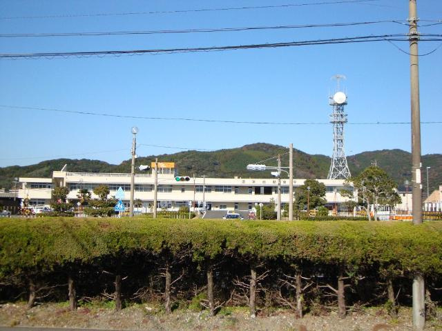 マインヒルズ伍番館の周辺|唐津自動車学校まで2,345ｍ