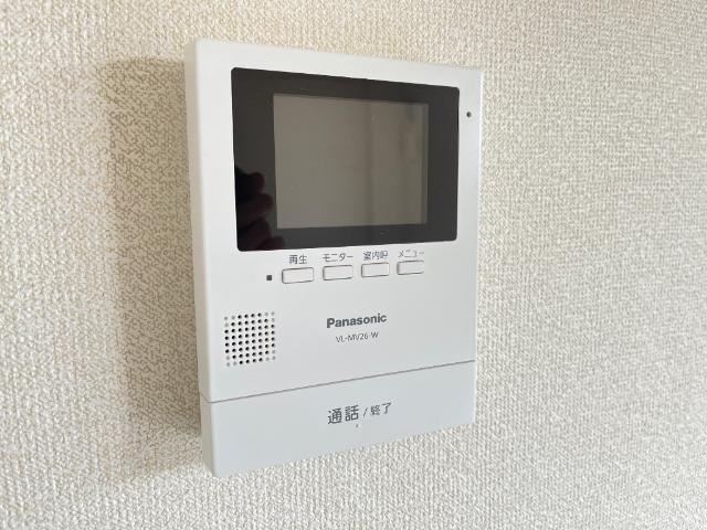 サクシード３の内装|カメラ付インターホン