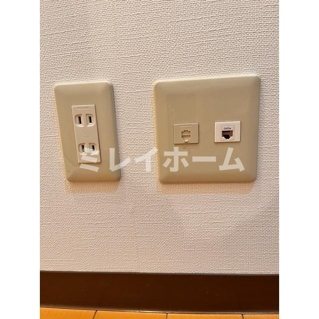 スプリングヒルズの設備|同建物内別のお部屋の参考写真になります。