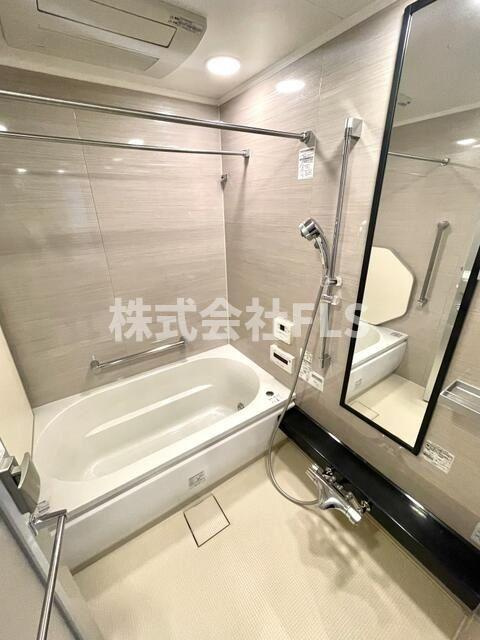港区赤坂６丁目の賃貸マンションの浴室