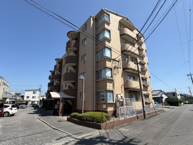 ベルエスポア石ナ曽根の外観