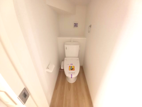 水戸市酒門町16期のトイレ|温水ウォシュレット付きトイレでゆっくりと快適なお一人時間を～