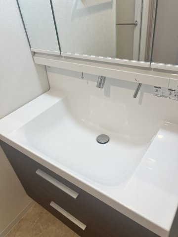 第一辻ビルの独立洗面台