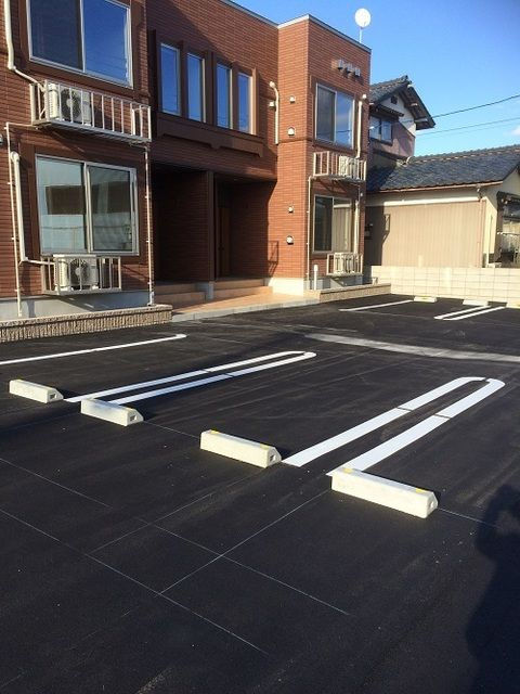 パーシモン　Ｄの駐車場
