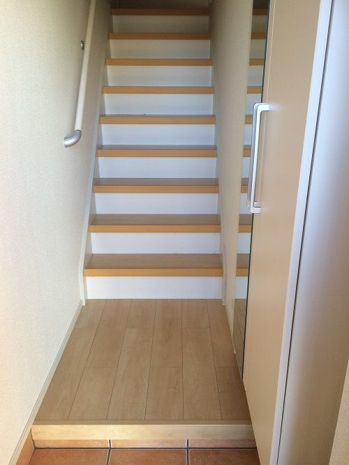 パーシモン　Ｄの玄関