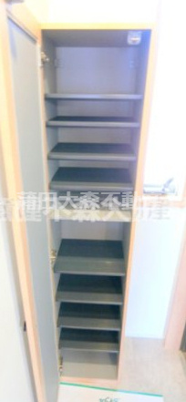 Casa de Paz Kamataの設備|玄関収納　シューズBOX