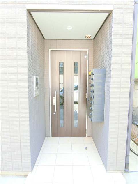 Casa de Paz Kamataのエントランス