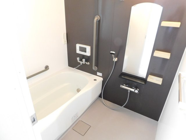 名古屋市北区六が池町の中古一戸建の浴室|◇浴室◇　　追炊き機能　浴室乾燥・暖房機能