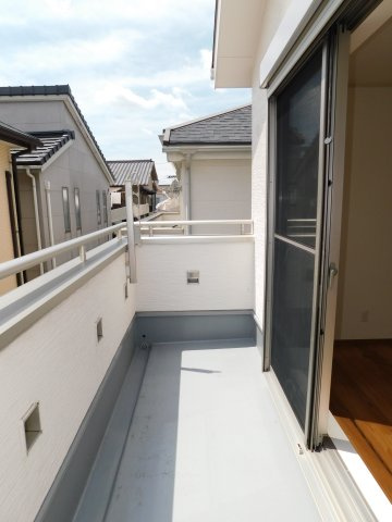 名古屋市北区六が池町の中古一戸建のバルコニー|◇バルコニー◇　　南面で陽当り良好なワイドバルコニー♪