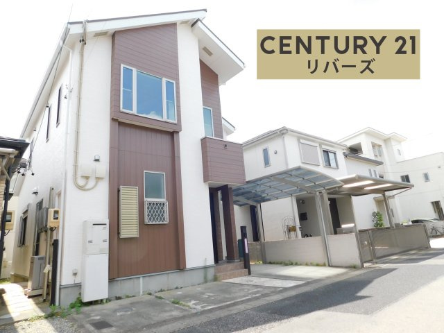 名古屋市北区六が池町の中古一戸建の外観|☆２０２６年８月リフォーム済☆　　いつでもご案内できます♪（お問合せ当日、平日、水曜、夜間の見学でもＯＫ）　太陽光発電搭載！　カーポート付き・駐車２台可！　続き間ＬＤＫ２４．７帖！　ロフト付き！