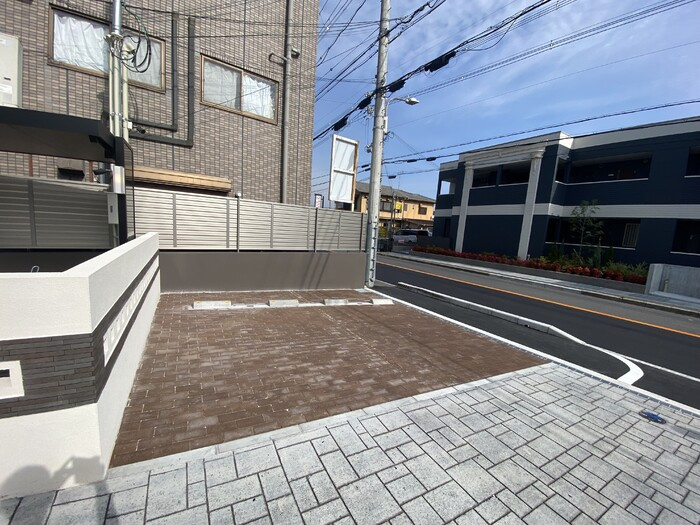 LE CIEL BLEUの駐車場
