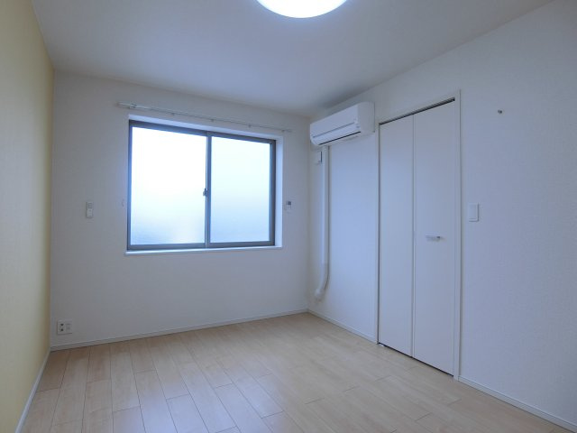 エアリーネオ．Ｗの洋室